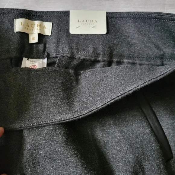 Laura Petite Straight  Leg Pull-On Pants with Contrast Trim - Picture 9 of 10